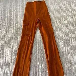 Athleta Delancey Straight Cargo Pants